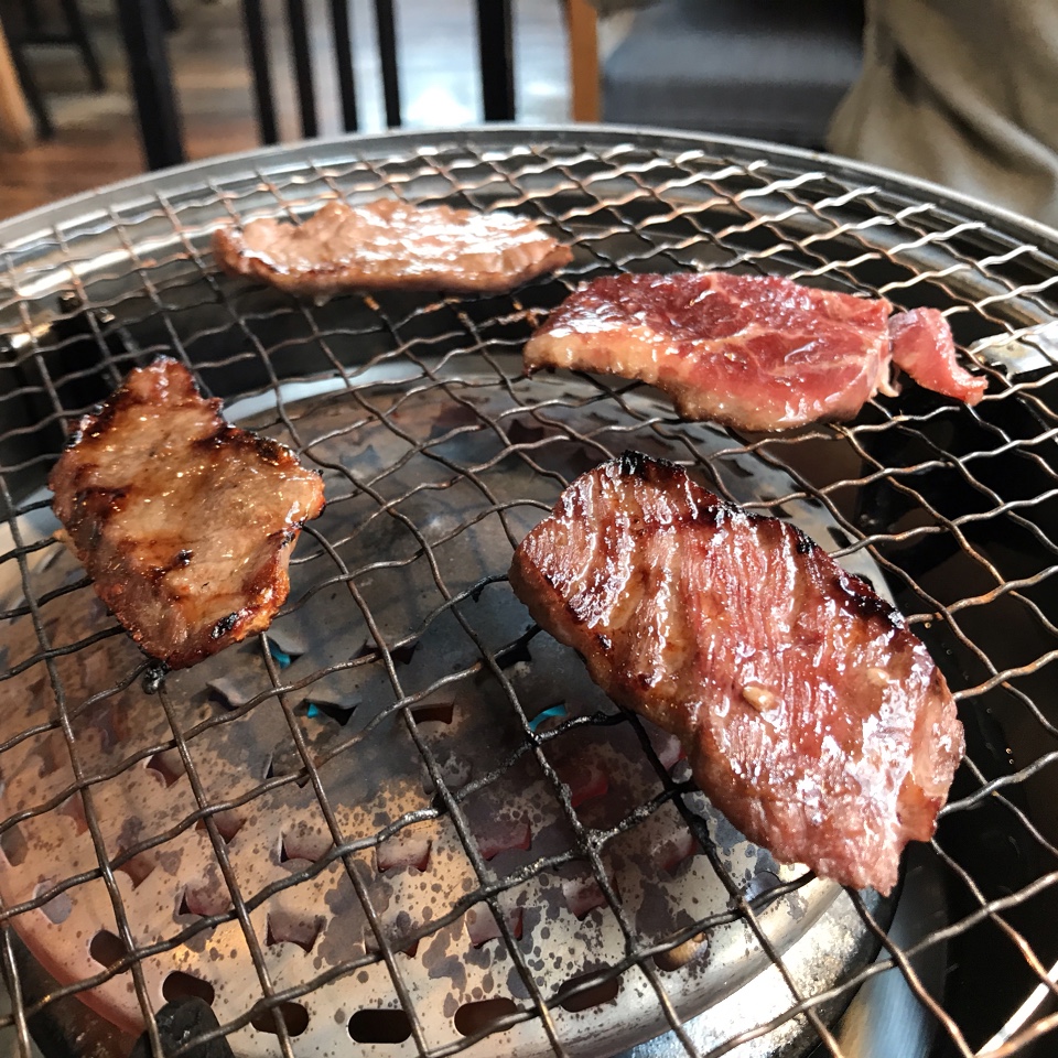 肉盛や ツクツク グルメモバイル 投稿型グルメデーターベース