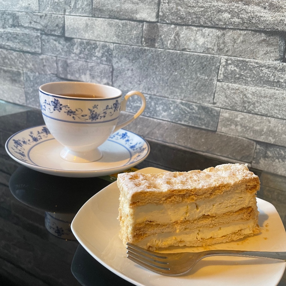 食事&喫茶 eファミリー