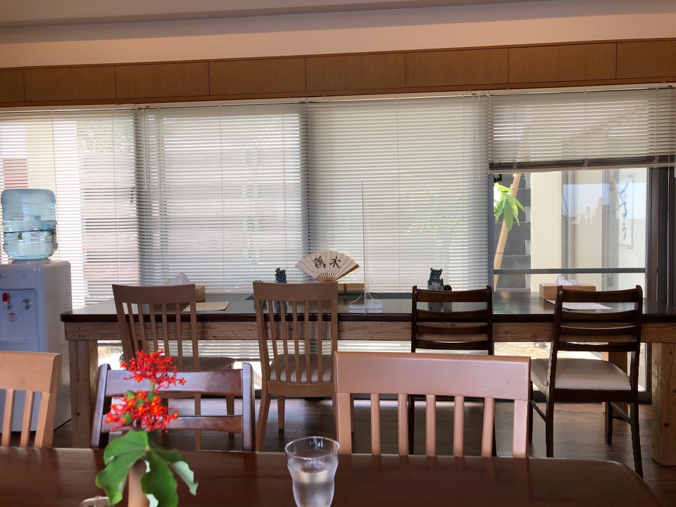 宮古島の未来創造館のすぐ近く お店 カレー コーヒーカフェ さるぅ ツクツク グルメ 投稿型グルメデーターベース