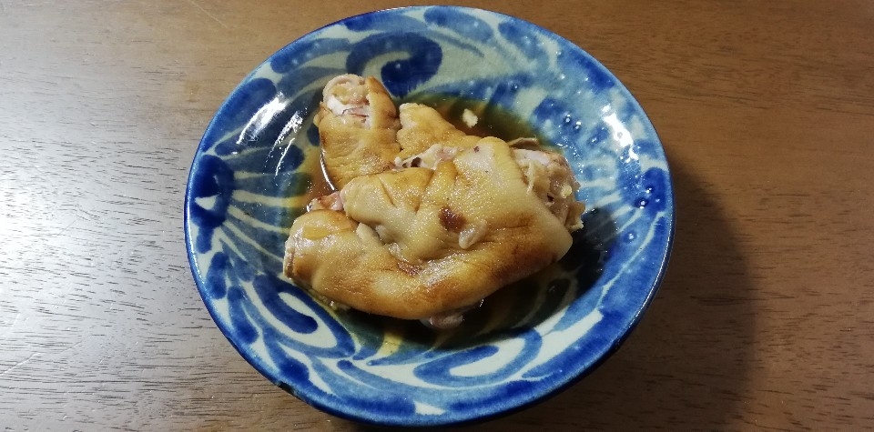 とろーりテビチのなか家