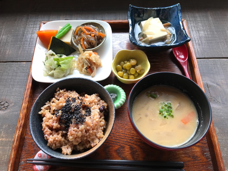 玄米心食 あいすなお