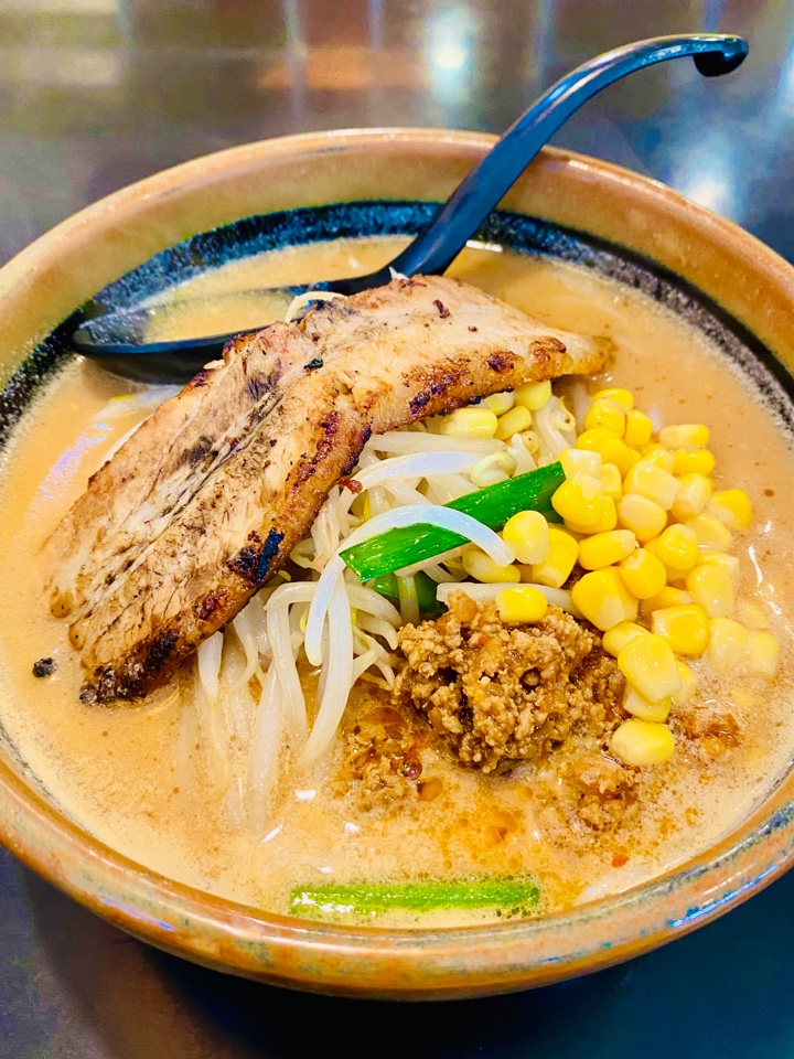 蔵出し味噌らーめん麺吉 本店