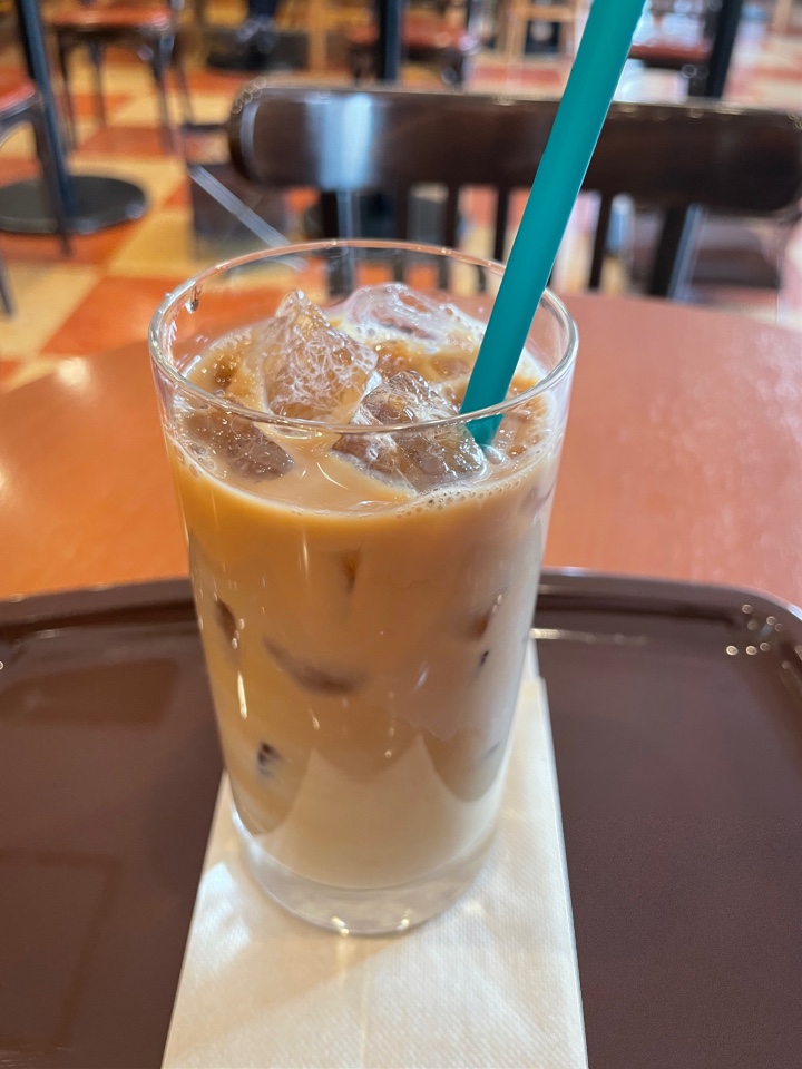 カフェ・ベローチェ 難波西口店