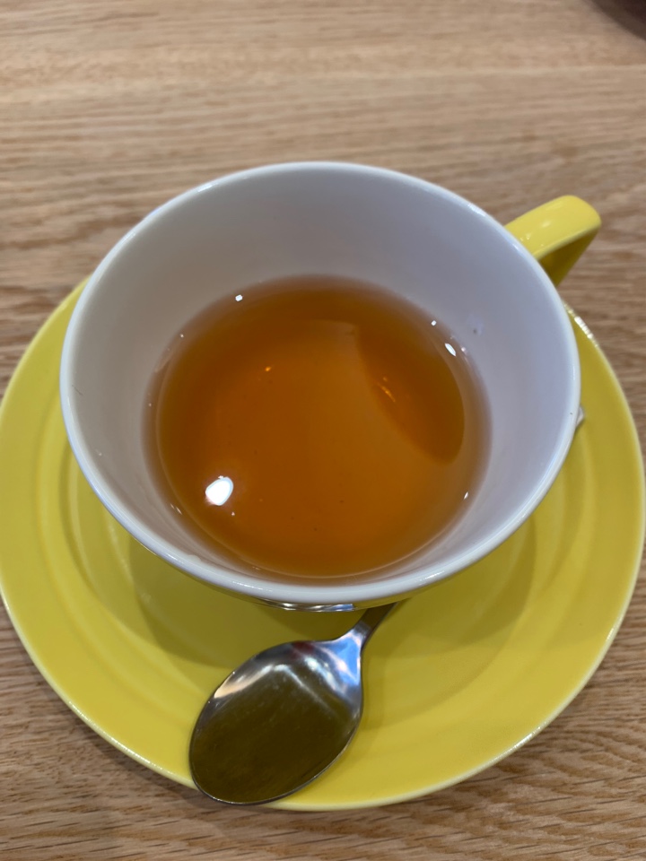 WOCCA ROCCA curry and...supported by MLESNA TEA