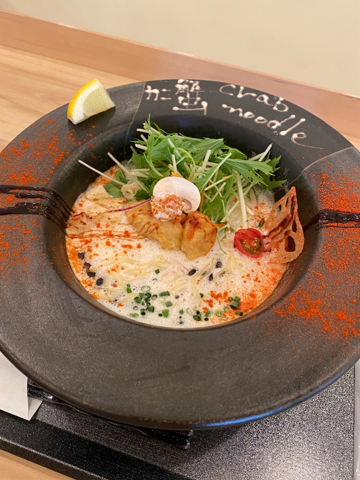 カニ蟹crab noodle 三宮〜フレンチラーメン専門店〜