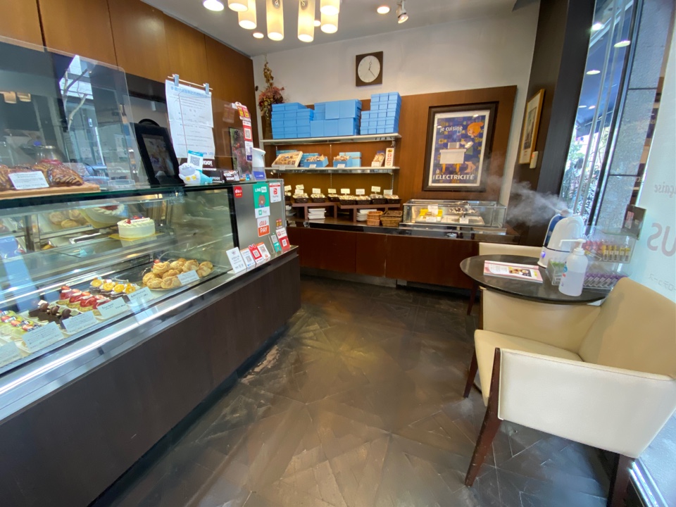 中洲の明治通ら沿いにあるケーキ屋さん Patisserie Lotus ツクツク グルメ 投稿型グルメデーターベース