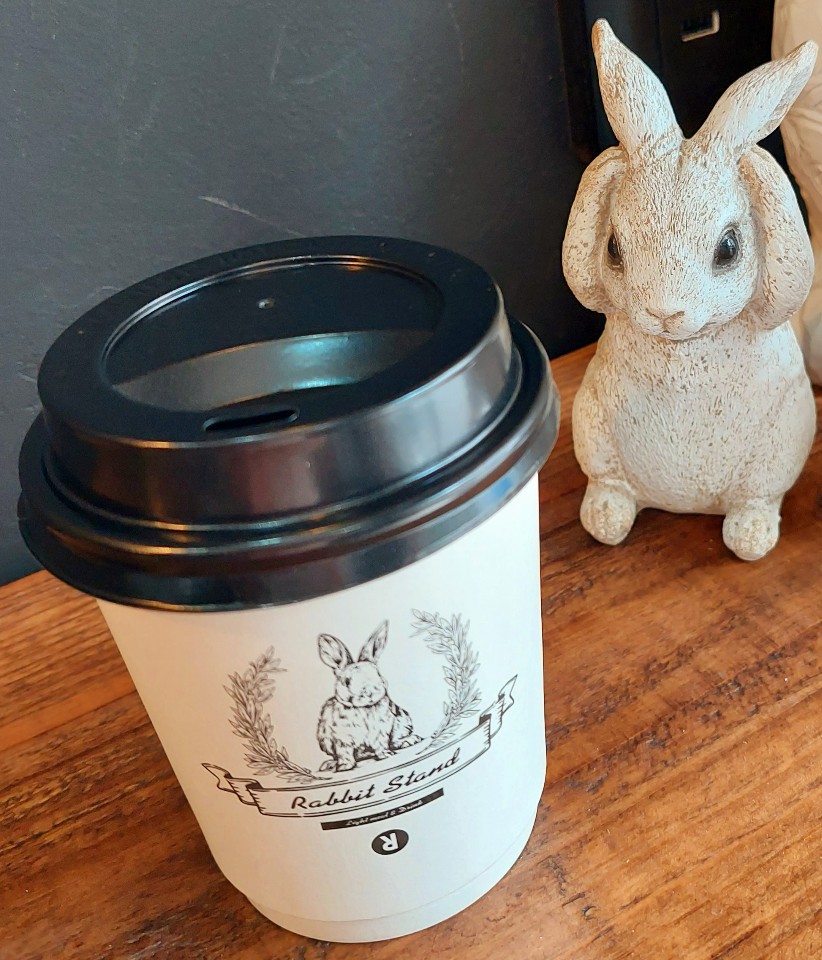 Rabbit Stand