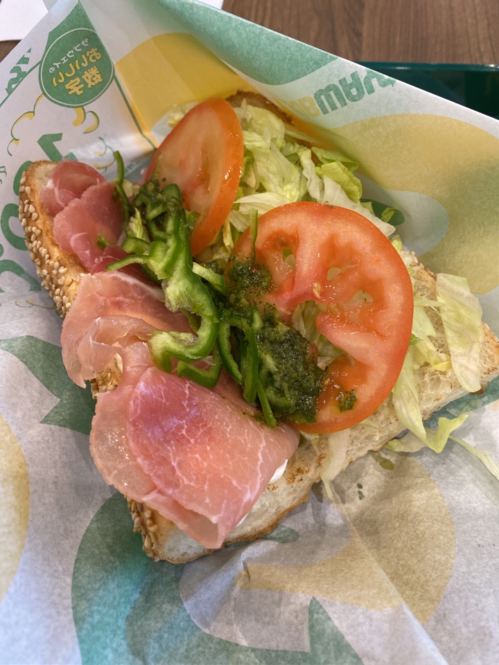 SUBWAY アスナル金山店