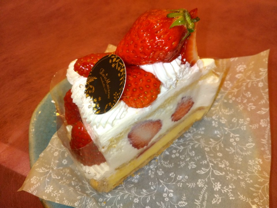 ラ・メゾン アンソレイユターブル パティスリー 大名古屋ビルヂング店