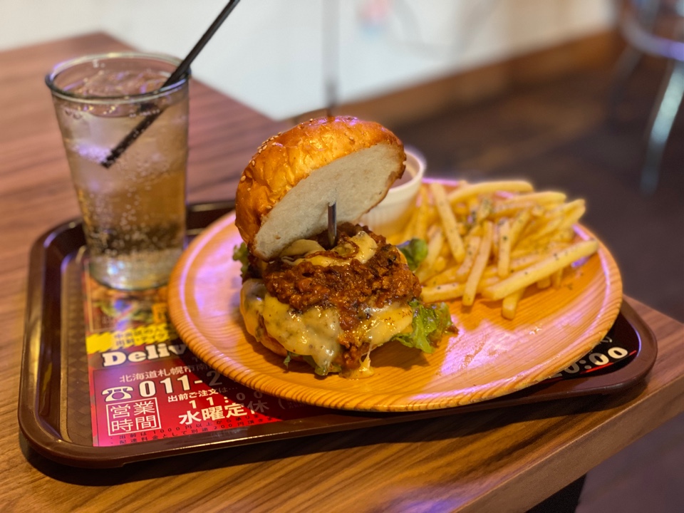 ハンバーガーレストラン ルートナイン 芸術の森店